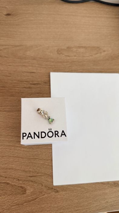 Pandora Disney dress of Tinker Bell charm / factura