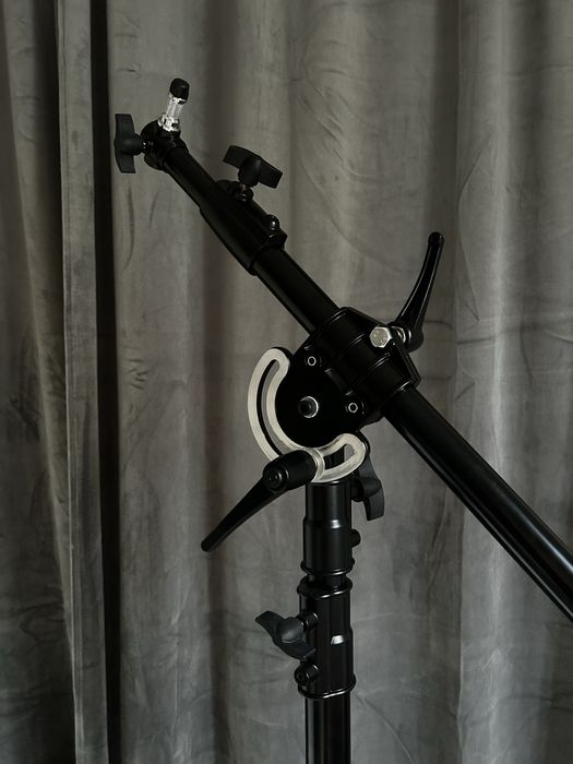 Статив (стойка) за студийно осветление, жираф, напречно рамо