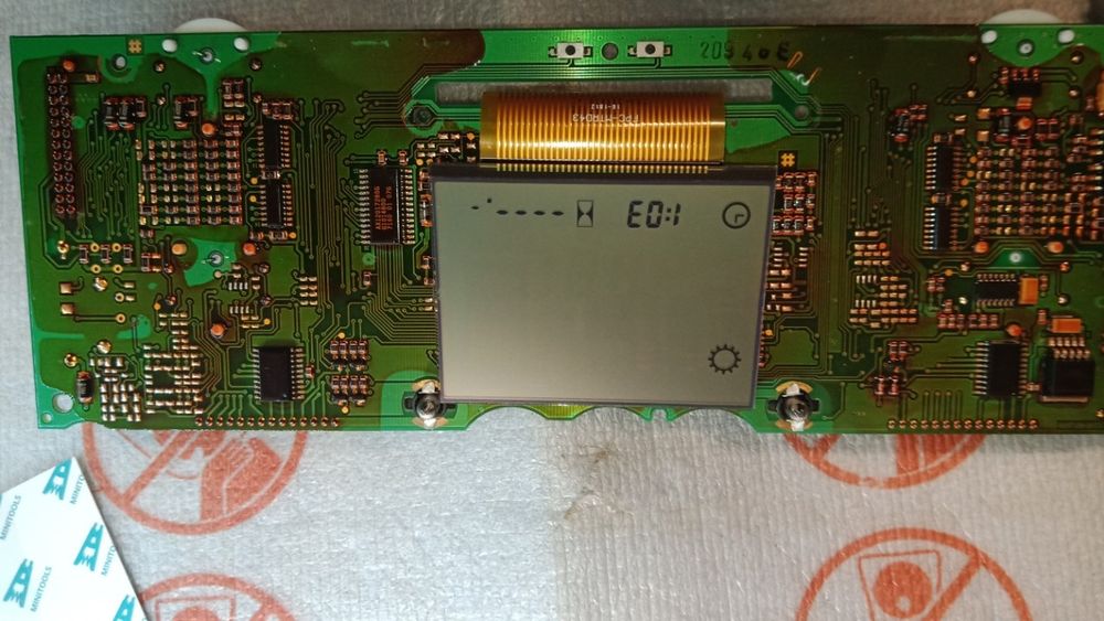 Дисплей за Трактор,John Deere, Massey Fergusson, 36 пина (запояване)