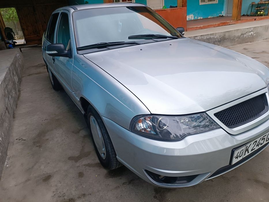 Nexia 2 2014 sotiladi