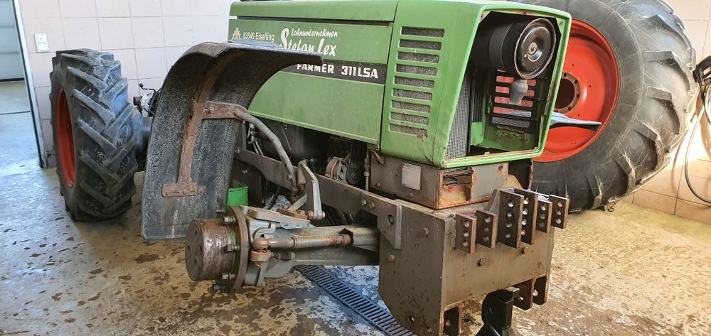 Dezmembrez tractor Fendt 309,310,311,312