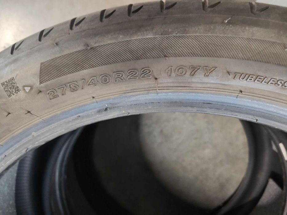 2бр. летни гуми 275/40/22 Bridgestone