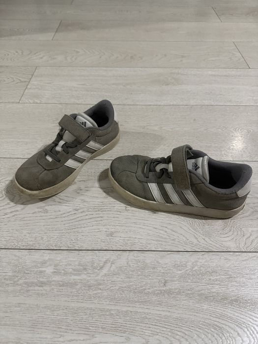 Кецове FLAIR и ADIDAS 10€ за чифт