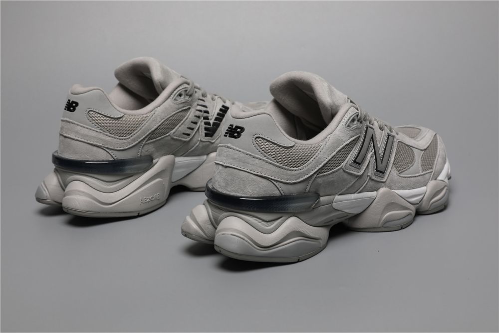 New Balance 9060 Silver Metallic Grey U9060JGR