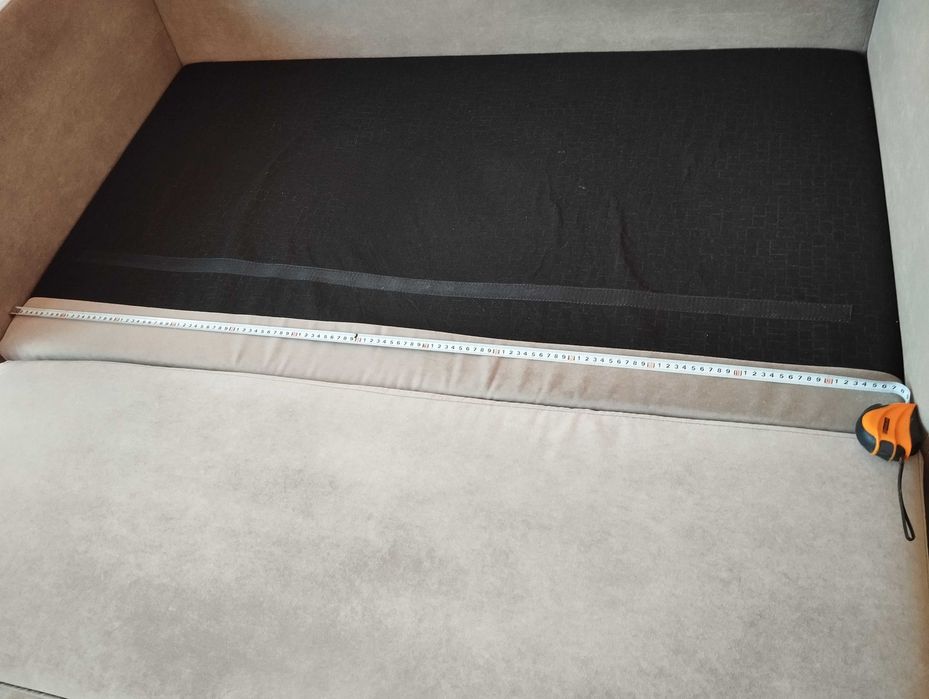 Много компактен удобен и нов диван