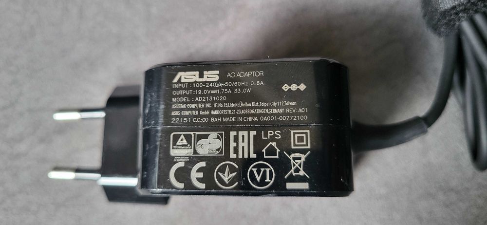 ASUS 33W incarcator 19V-1.75A mufa subtire fuctional