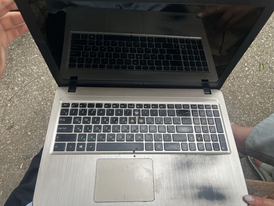 Ноутбук  ASUS продам