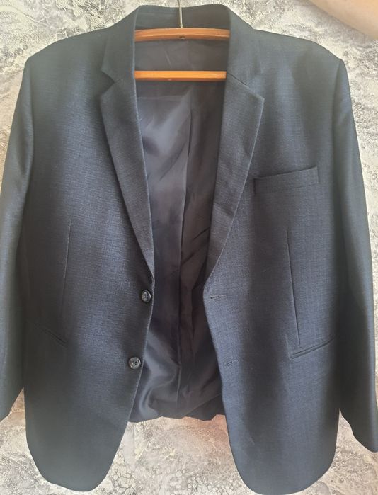 Продам пиджаки в отличном состоянии