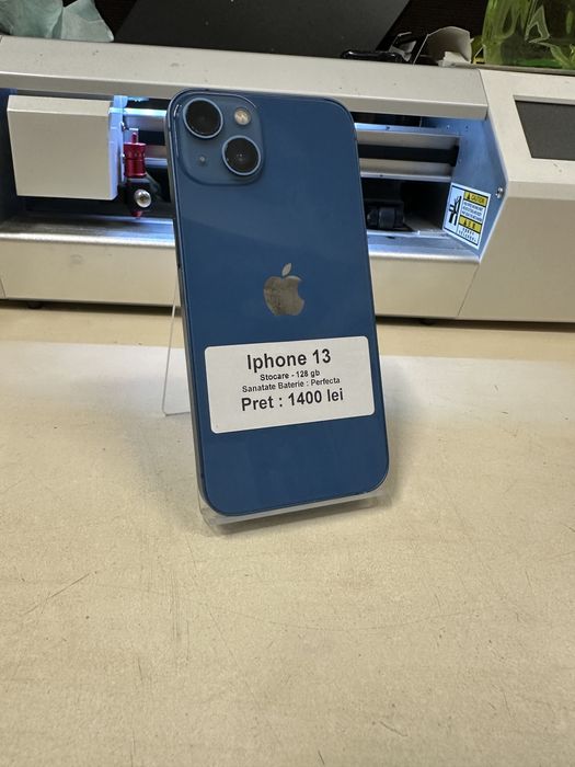 Iphone 13 / 128 gb / folie sticla cadou