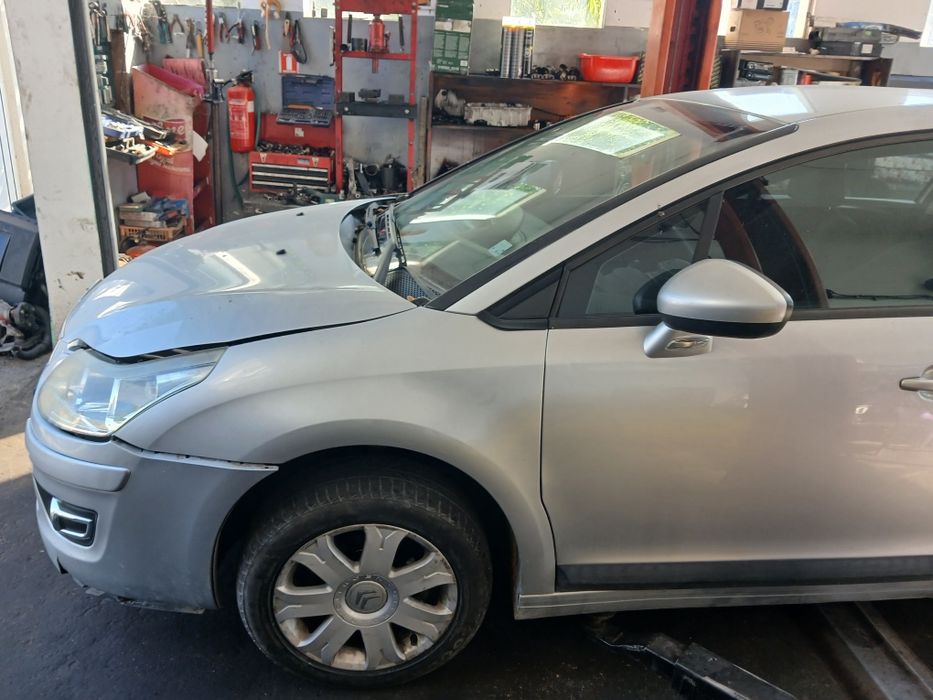 Ситроен c4 Citroen c4 1.6 бензин на части