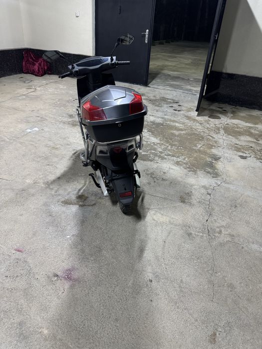 Sukuter elktroniy moto bayk matasekil
