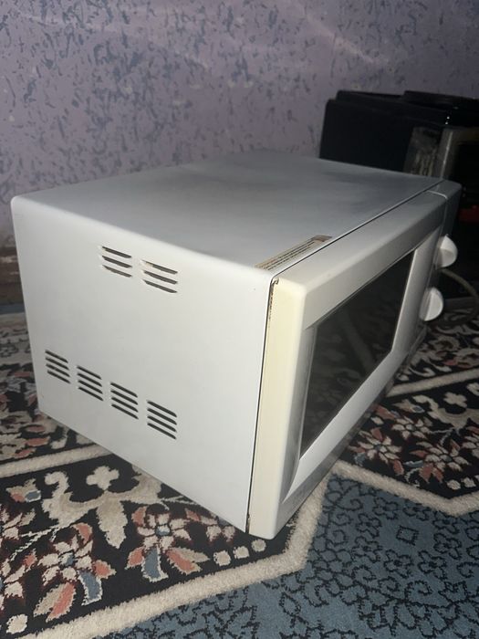 Микроволновка “Samsung”