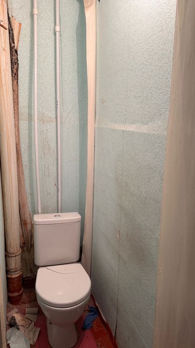 Продам 2 к в 20 мкр улучшенной планировки 2/5