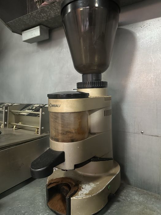 Продам Кофемолку