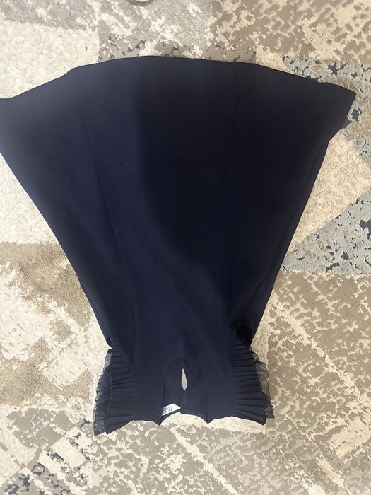 Продам платье Долорес