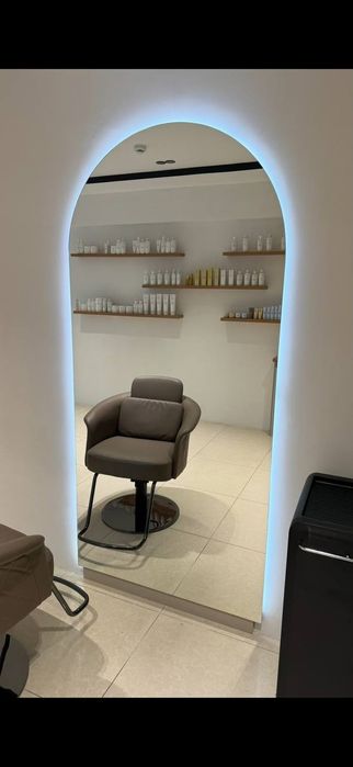 Продаются зеркала с подсветкой