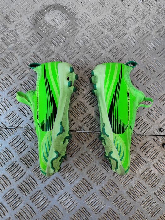 Ghete Nike fotbal 36,5