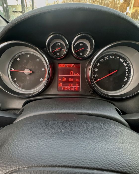 Opel Astra J • 2.0 Diesel • 2013 • Euro 5 • Germania •