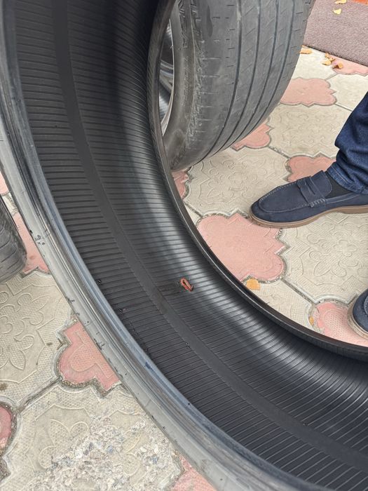 Продам летние шины размер 18