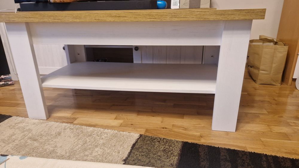 Маса Markskel - бяла - Юск