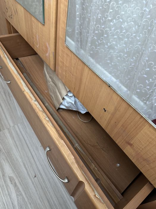 Шкаф в хорошем состоянии