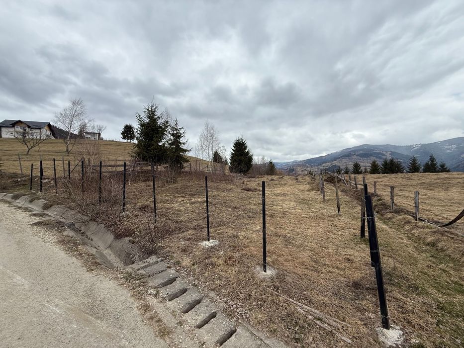 Vand teren Intravilan Albac Apuseni