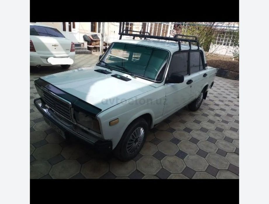 ВАЗ 2107 сотилади