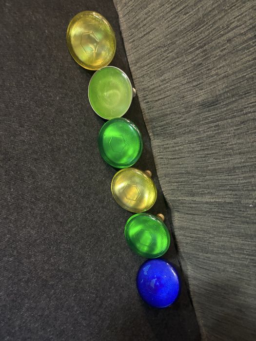 Becuri exterioare colorate