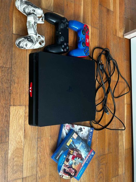 Playstation 4 Slim 1TB