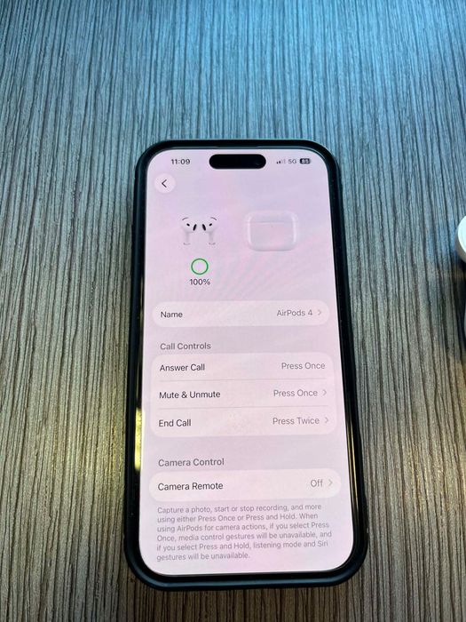 Apple AirPods 4