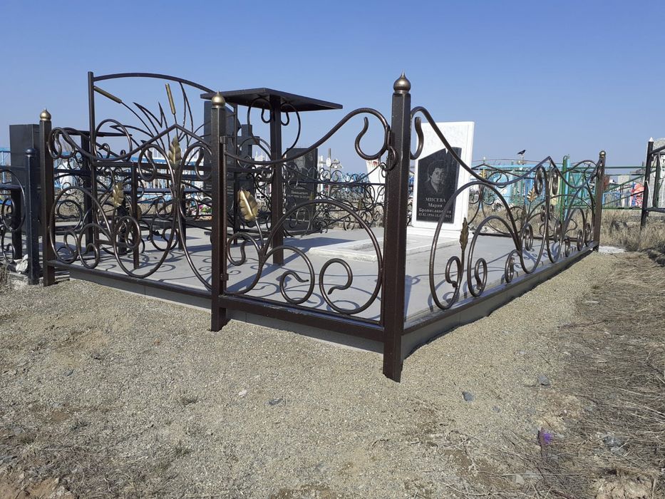 Двери, решетки, ворота, заборы, оградки
