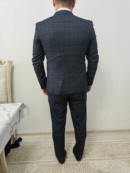 Продам двойку костюм