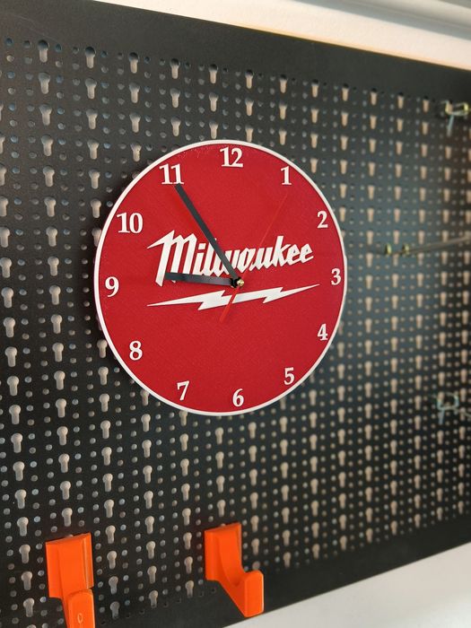 Ceas perete Milwaukee