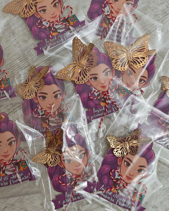 Martisoare personalizate