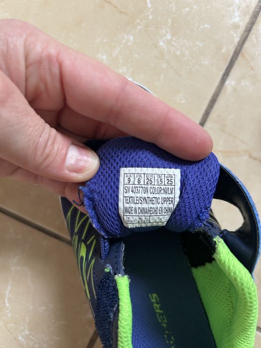 Adidasi Skechers, marimea 25, 15 cm si marimea 26 (16 cm)