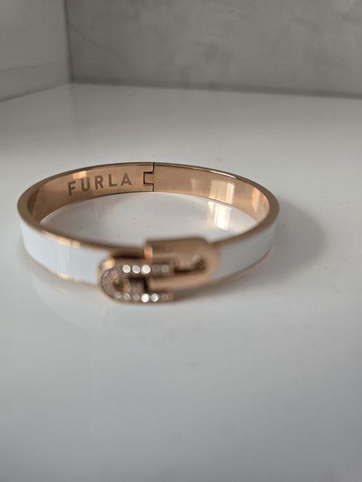 Нова гривна Furla