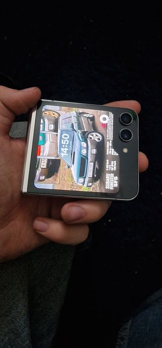 z flip 5 8/256 с дп