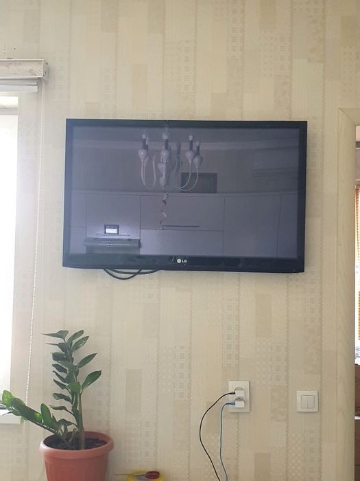 Телевизор плазменный  LG