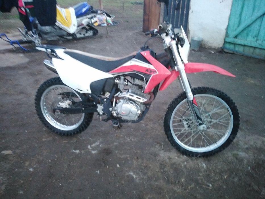 Мотоцикл kayo t2-g