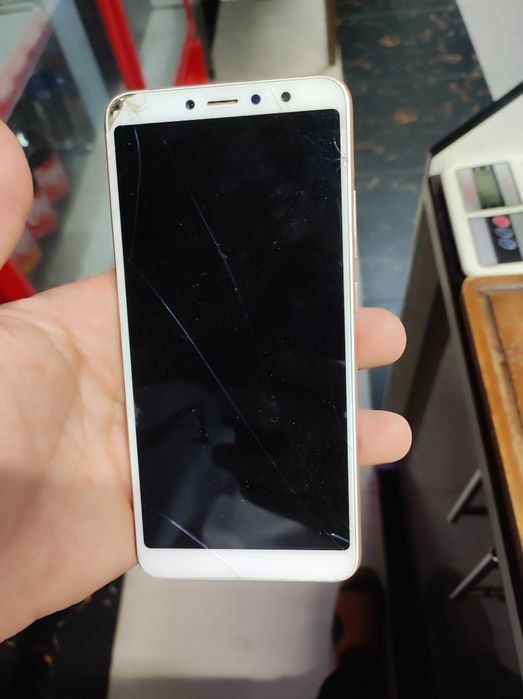 Redmi s2 64 gb келиштириб бераман