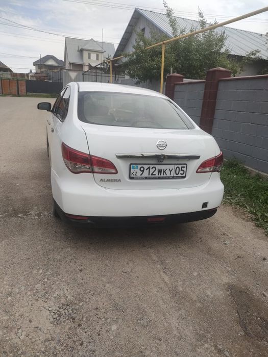 Продам нисан альмера