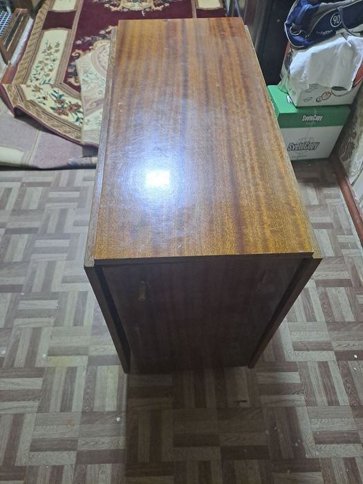 Стол йигиладиган (складюшший)