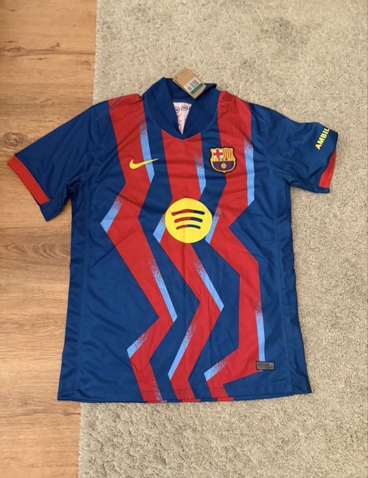 Tricou Raphinia barcelona