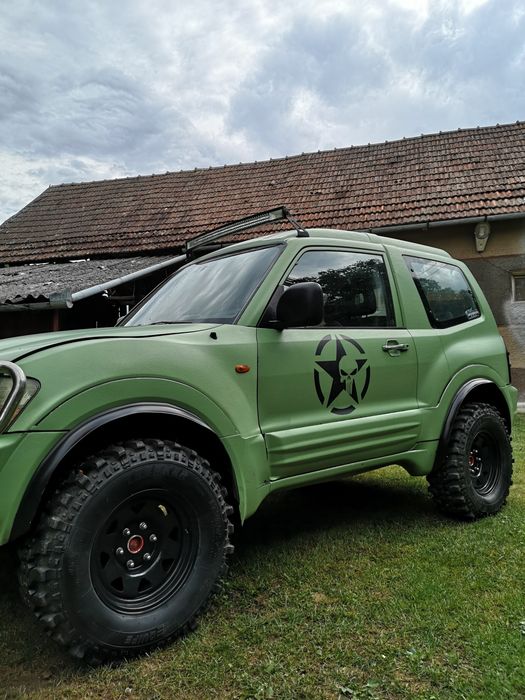 Mitsubishi Pajero 3.2