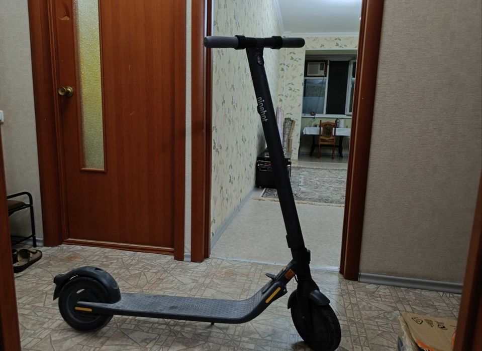 Электросамокат ninebot