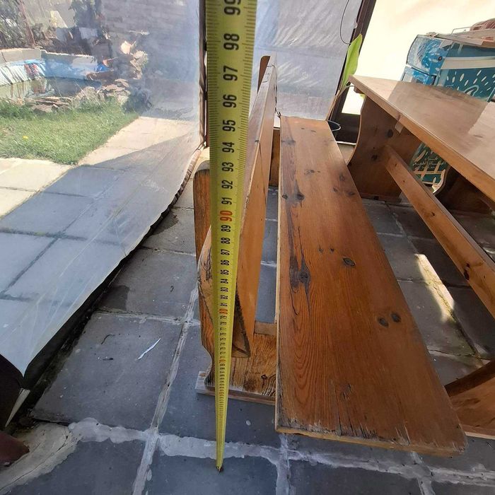 Дървена маса с две пейки 2 метра