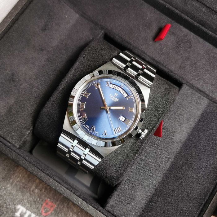 Tudor Royal Date-Day 41 mm M28600-0005