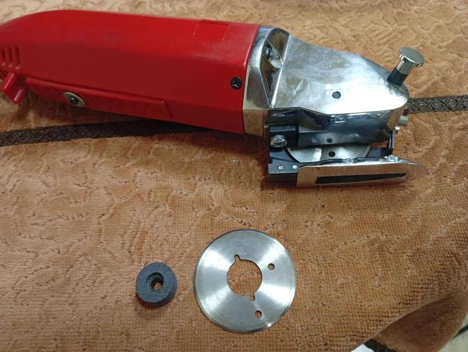 Електрическа ножица