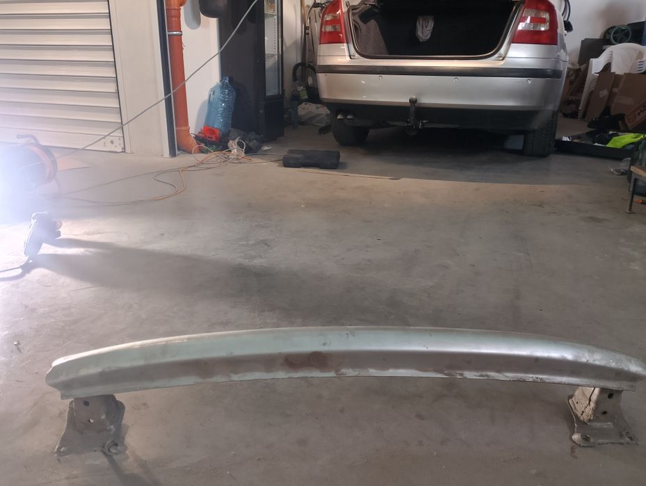 Задна греда за Шкода Октавия 2