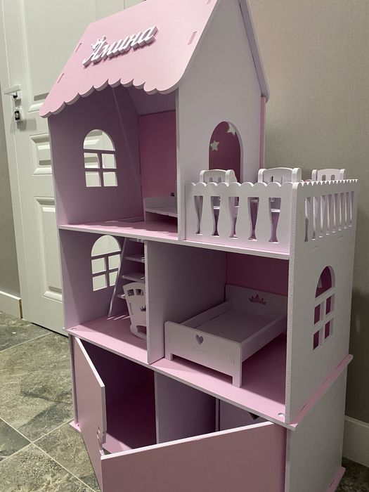 Домик для кукол Барби ,высота 110см